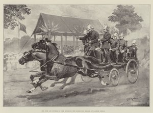 De hertog en hertogin van York inspecteren de Londense brandweer op Clapham Common
